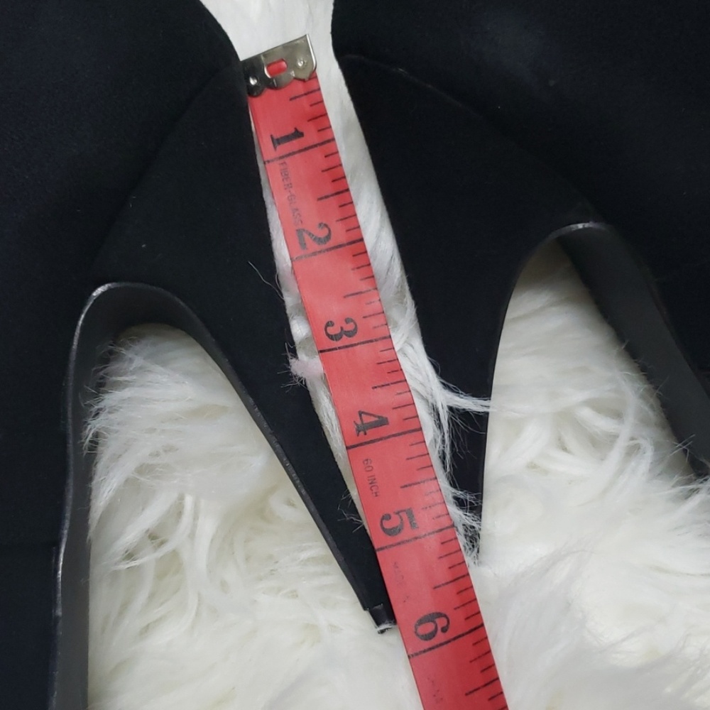 Shoe Dazzle Boots - Picture 5 of 7